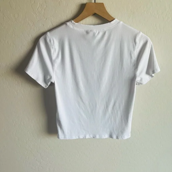 Vouri Women’s Short Sleeve Feather Classic Tee Size L - Picture 4 of 4